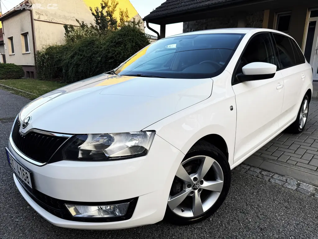 ŠKODA RAPID 1.2TSI KLIMA, ALU, VYHŘÍVANÁ SEDADLA, - fotka 2