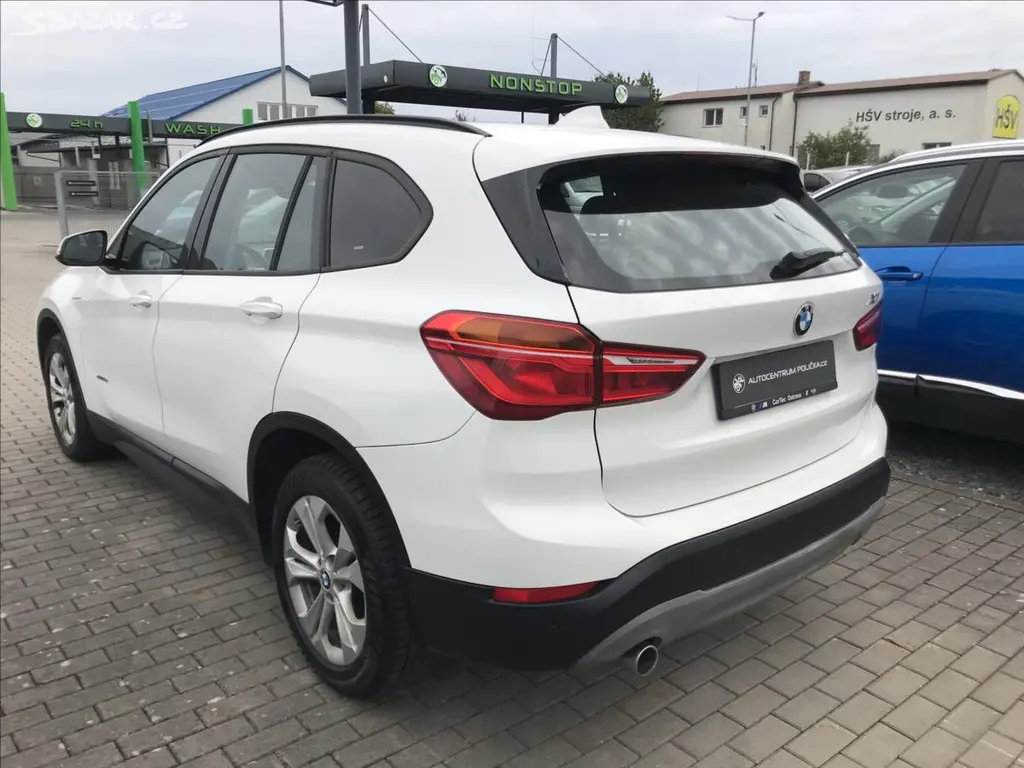 BMW X1, 2,0 XDRIVE 4x4 - fotka 6