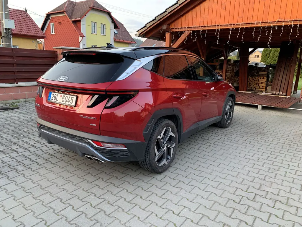 HYUNDAI TUCSON 1.6 T-GDi MHEV 4x4 Automat - fotka 2