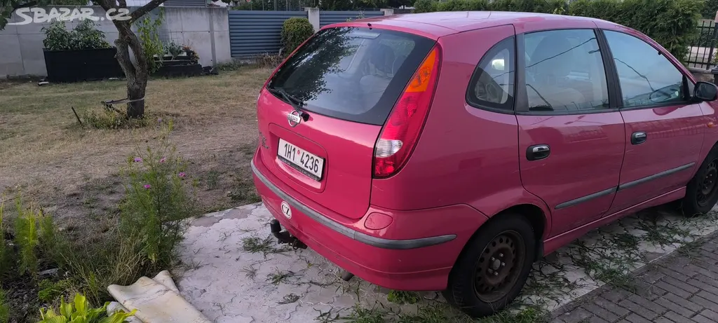 Nissan Almera tino 60000km najeto tažný - fotka 4