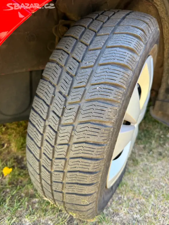 Hyundai Getz 1.1, 49 kW, nájezd jen 27.500 km!!! - fotka 4