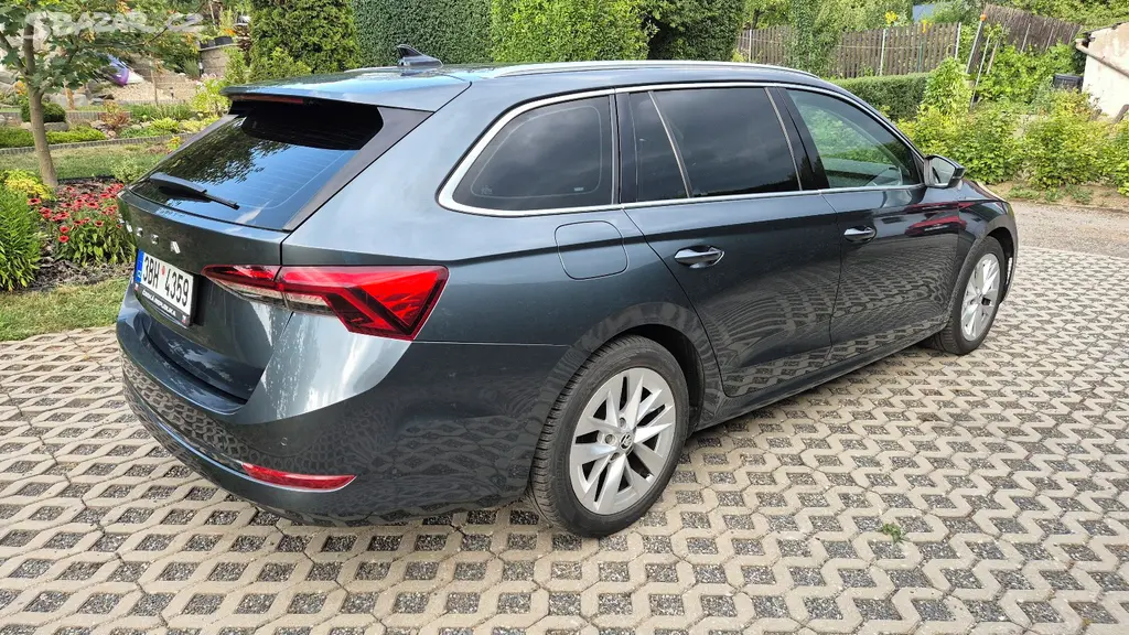 Octavia IV 2.0TDI 69000km style - fotka 2