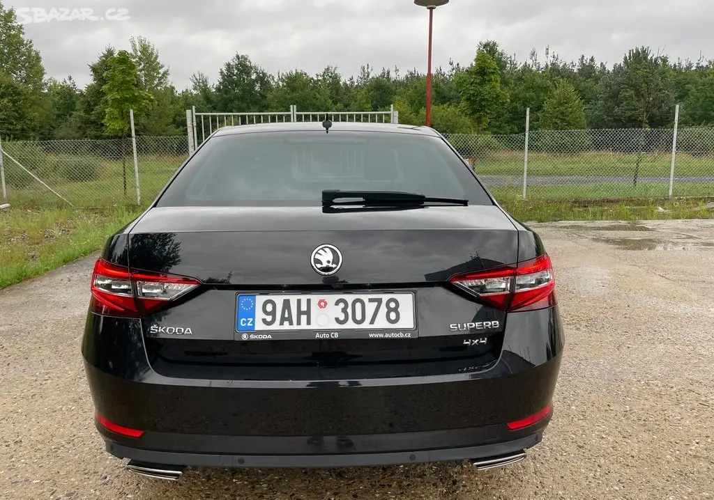 Škoda Superb L&K 200kw 2.0tsi - fotka 2