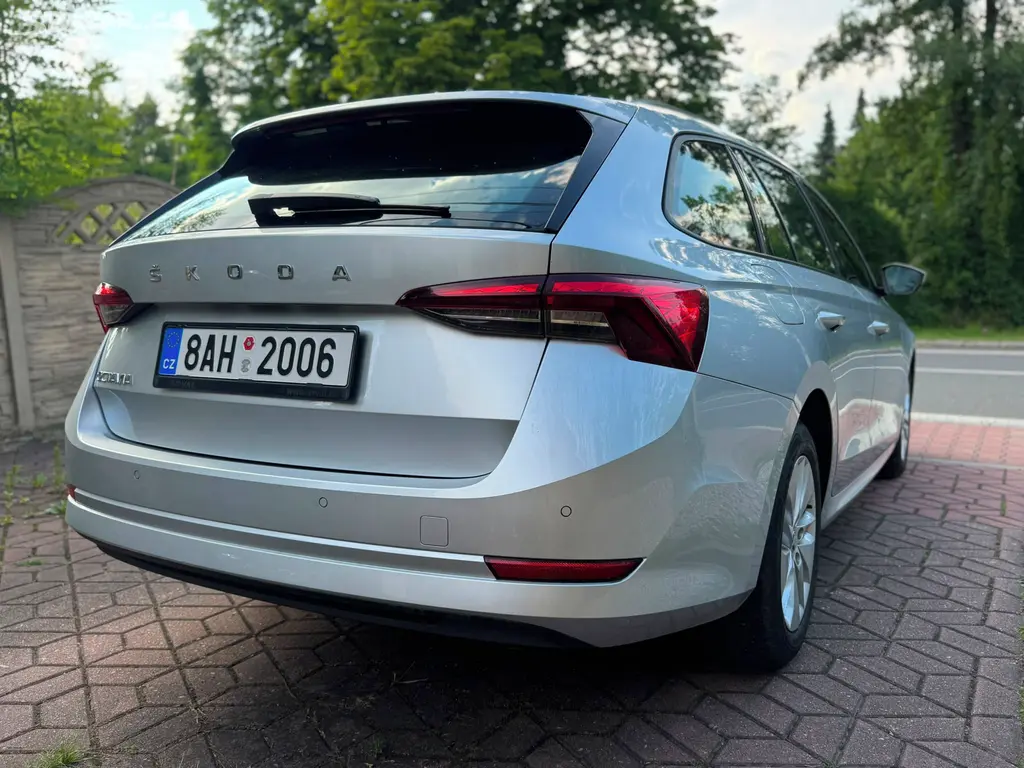 ŠKODA OCTAVIA 2.0TDi 1.MAJITEL ČR SERVISKA DPH - fotka 6