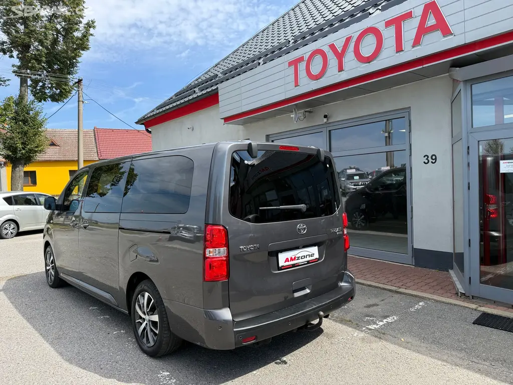 Toyota Proace Verso, Family 8 mist, Tažné - fotka 4
