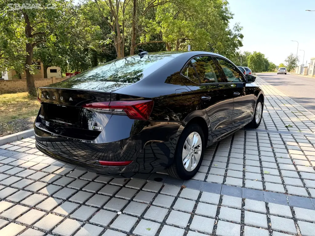 Škoda Octavia 1.0 TSI MHEV E-TEC 81 kW - fotka 4