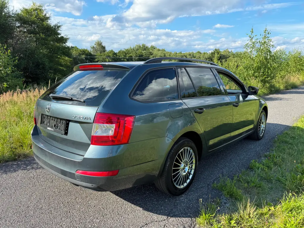 ŠKODA OCTAVIA III 1.2 TSI COMBI/ZÁRUKA/LETNÍ SLEVA - fotka 6