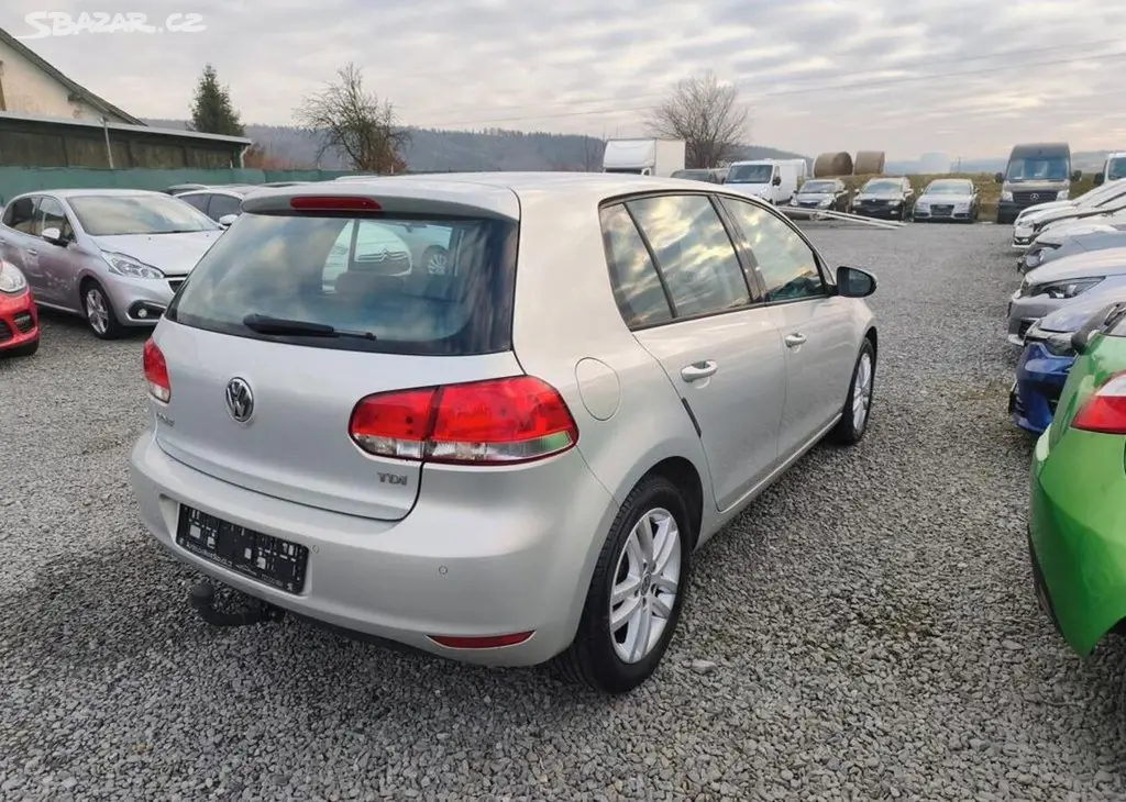 Volkswagen Golf 1.6 TDI Tempomat, Klima nafta - fotka 5