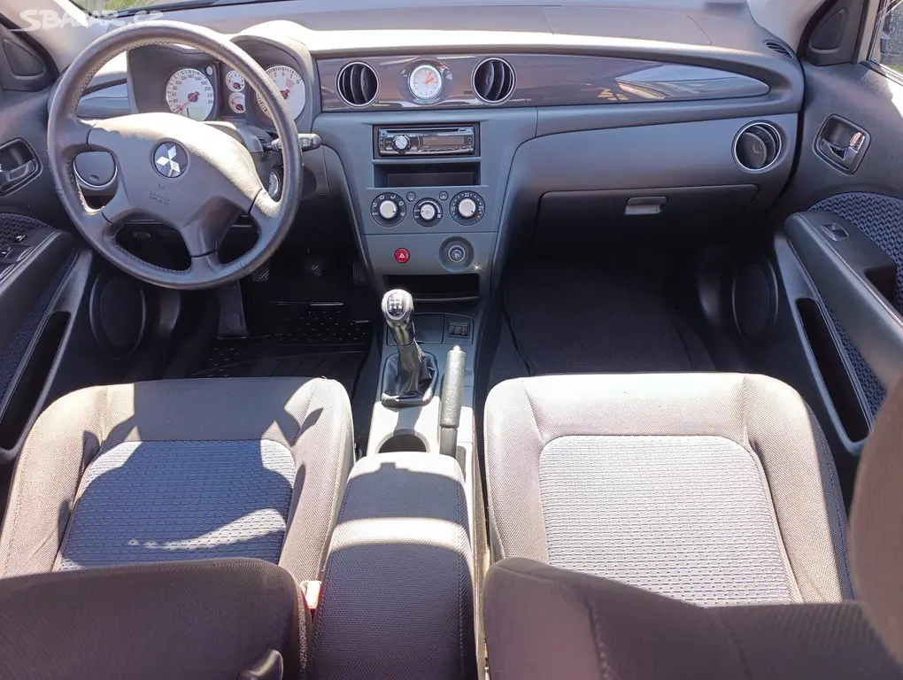 Mitsubishi Outlander,2.4i,2008,SRN,4x4,tažné,CEBIA - fotka 5