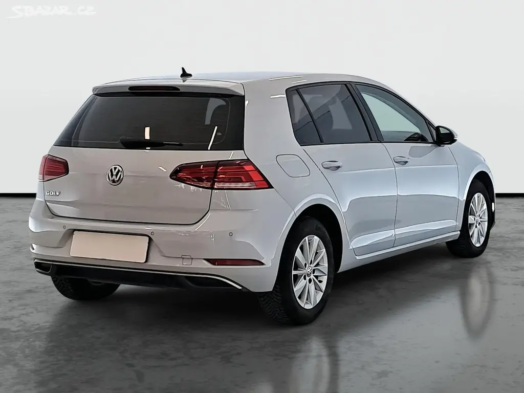 Volkswagen Golf, 1.0 TSI, Automatická klima - fotka 5