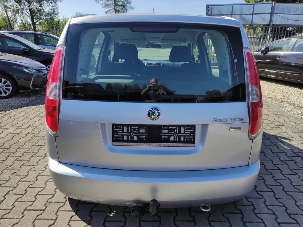 ŠKODA ROOMSTER 1.9 TDi 77KW,STYLE,ZÁVĚS,KLIMA,ALU. - fotka 6