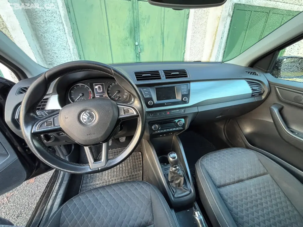 Škoda Fabia 1.2 TSI 66 kW | 2015 | BOHATÁ VÝBAVA - fotka 5