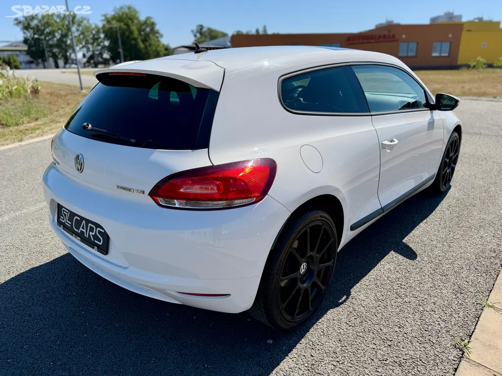 Volkswagen Scirocco, 1.4 TSI 90KW PANORAMA ROZVODY - fotka 5