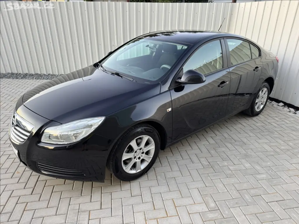 Opel Insignia, 1,6 i 85kW tažné KLIMA ALU - fotka 5