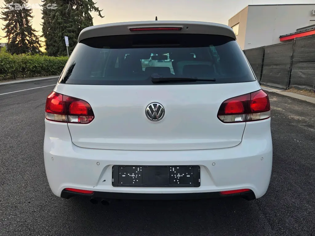 Volkswagen Golf VI 1.4 tsi R-Line - fotka 4