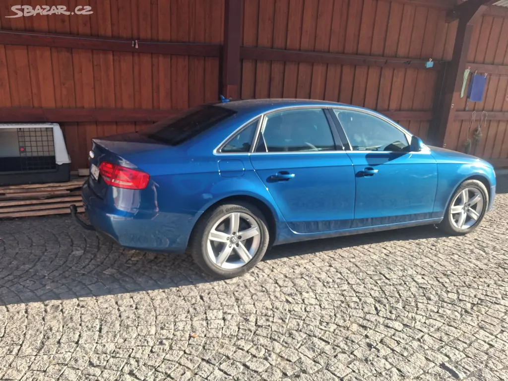 Audi A4 Sedan 1.8 TFSI - fotka 2