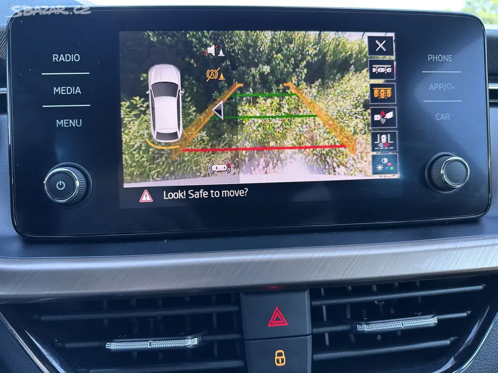 SKODA Scala 1.5 TSI DSG - fotka 6