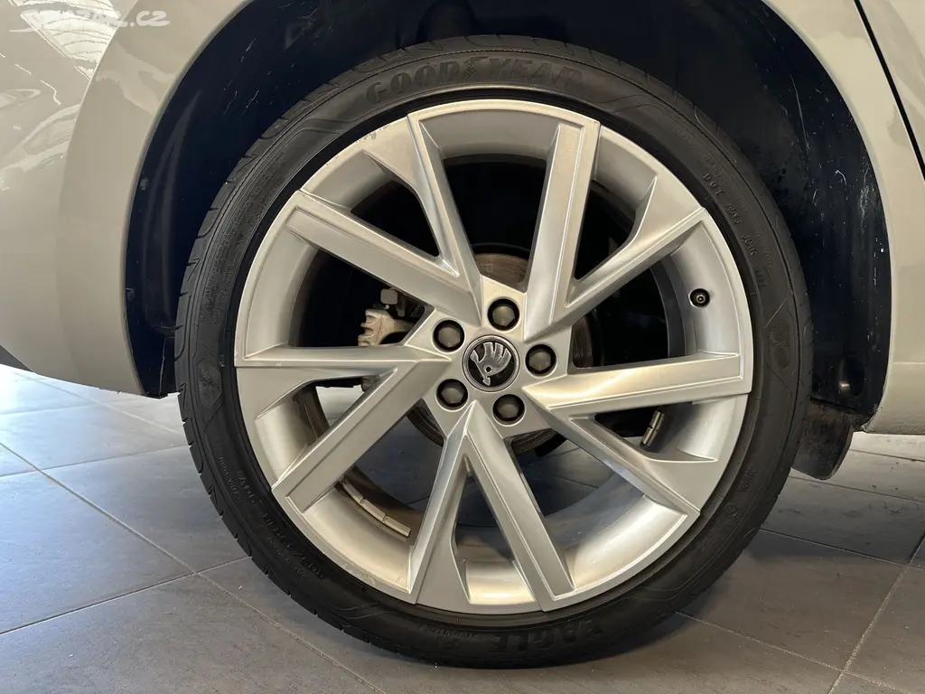 SKODA Scala 1.5 TSI DSG - fotka 3