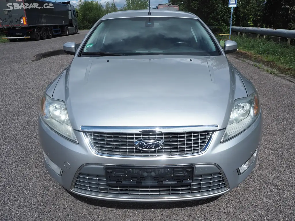 Ford Mondeo 2.0 TDCI TITANIUM - fotka 2