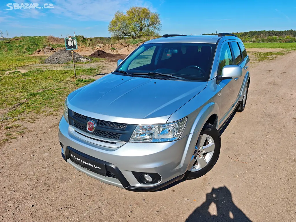 Freemont 2.0JTD 103KW,manuál,7míst,POUZE 105xxxkm - fotka 5