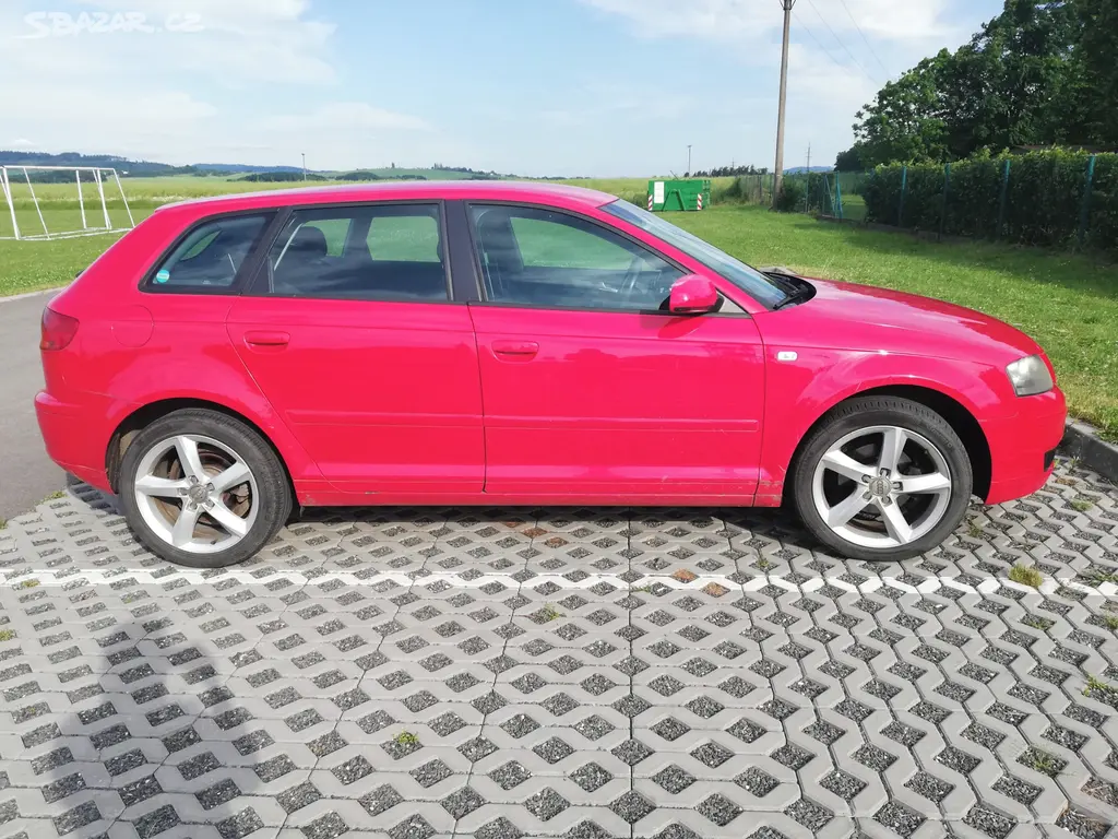 Audi A3 Sportback - fotka 4