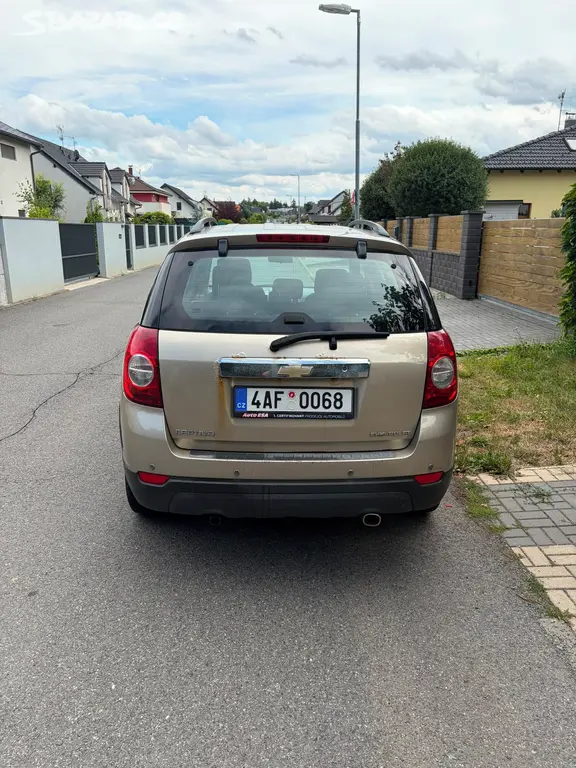 Chevrolet Captiva 2.0 VCDI 110 kW 7 míst, ČR - fotka 6
