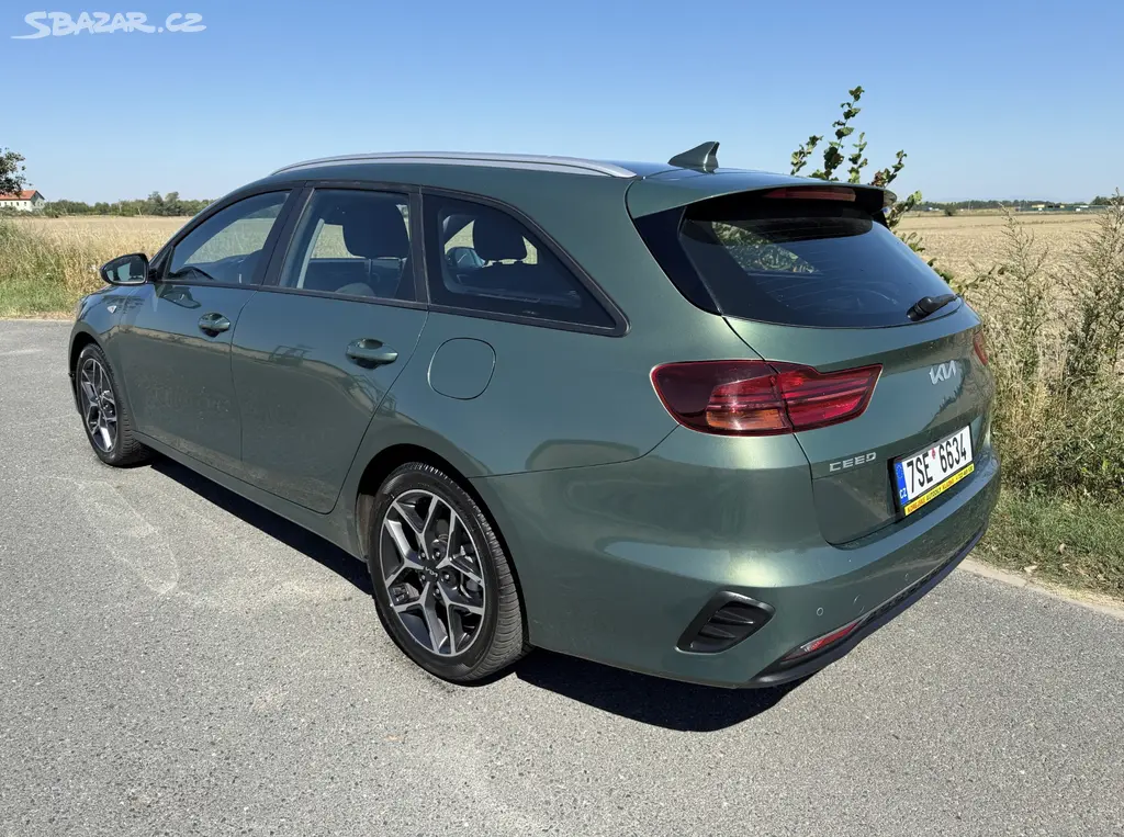 Kia Ceed 1.5 TGDi 2025 7700km automat - fotka 4
