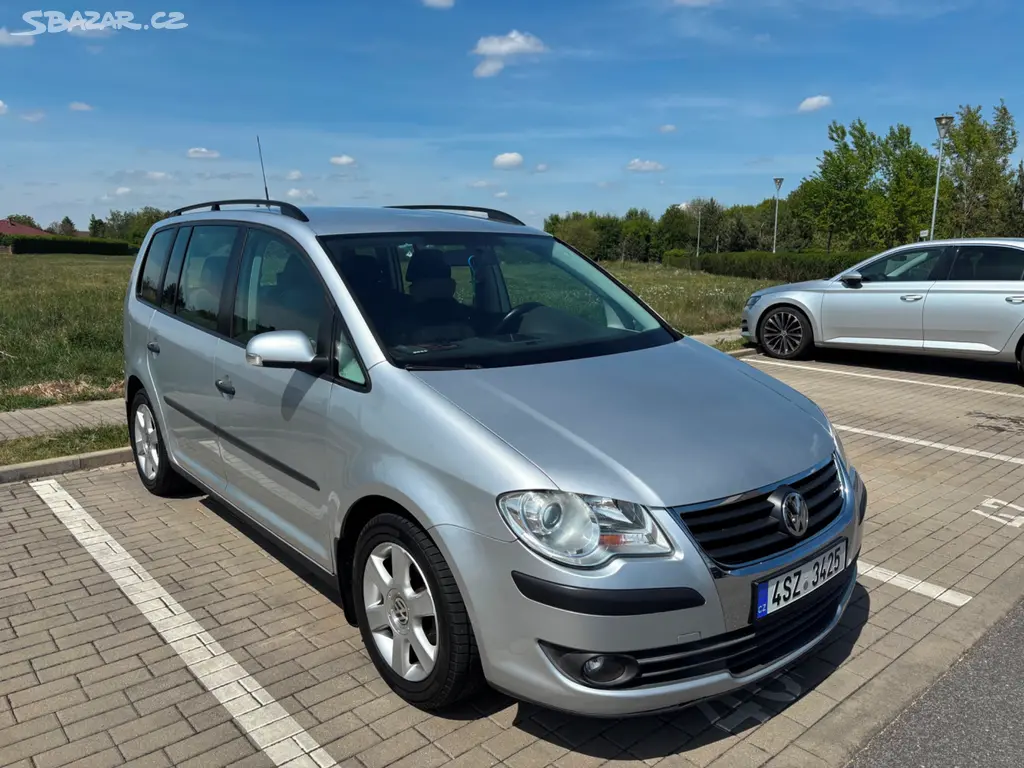 Vw touran - fotka 2