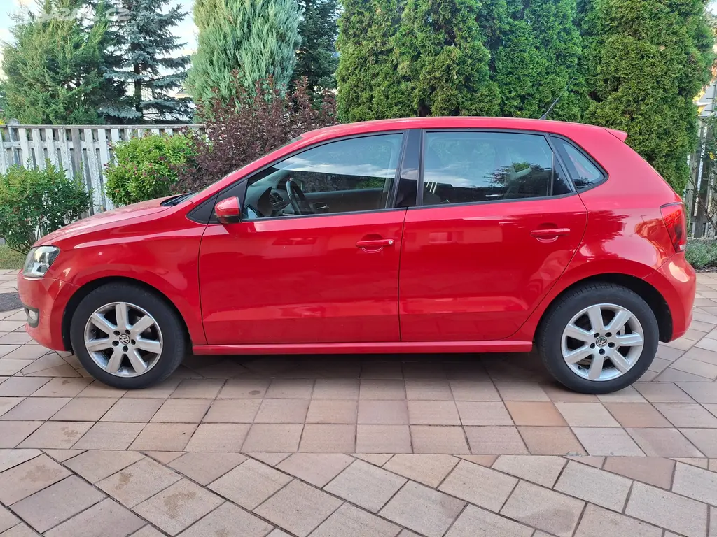 VW POLO V. 1.4 16V 63kw - fotka 2