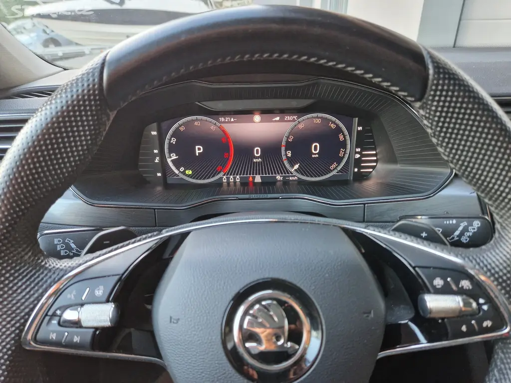 Škoda Superb 2,0 TDI, 147 KW, DSG, Style - fotka 6