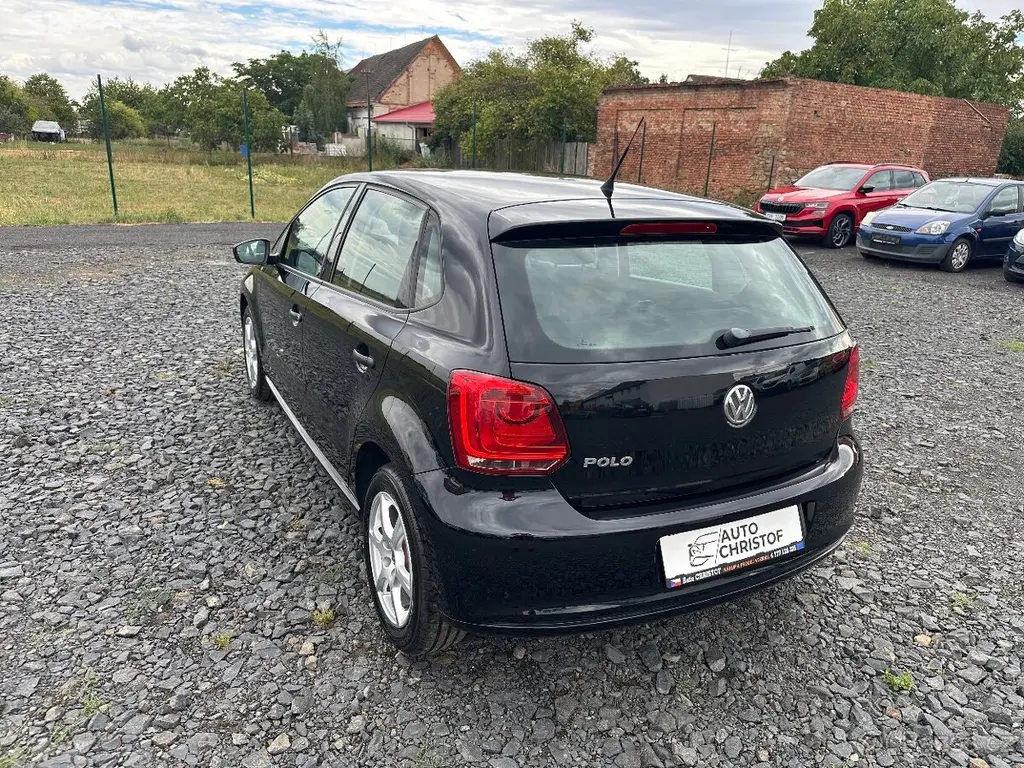 Volkswagen Polo 1,2i (44kW) MANUÁLNÍ KLIMATIZACE - fotka 3
