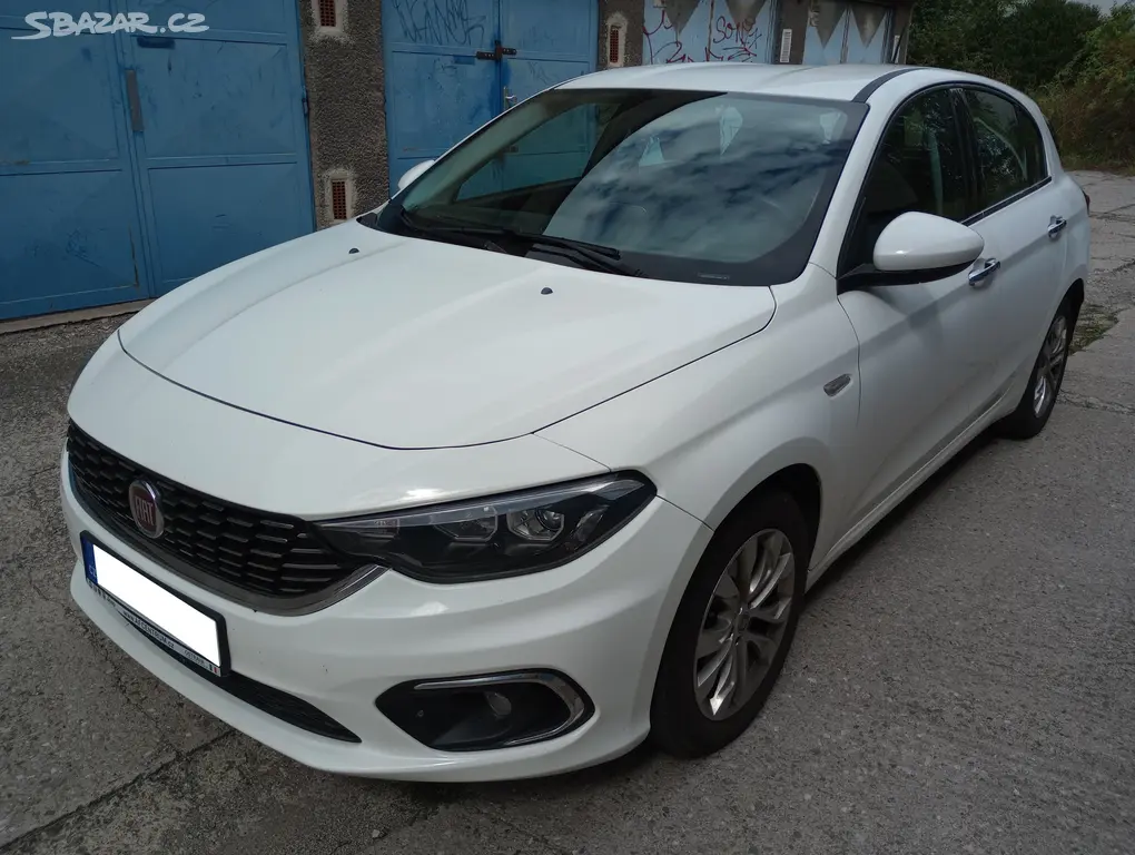 FIAT TIPO 1.4 T-JET 88 kW, nové v ČR 2018, málo km