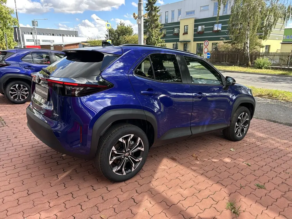 Toyota Yaris Cross, MC26 1,5 hybrid 130 koní - - fotka 5
