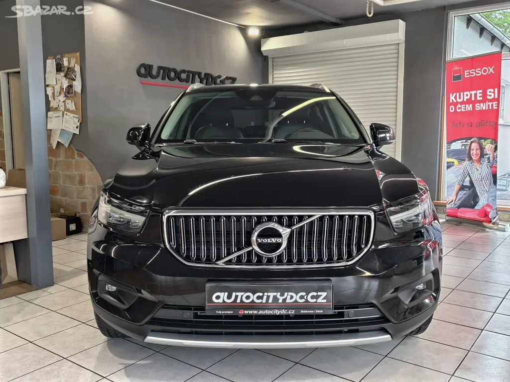 Volvo XC40, D4 140kW AWD, INSCRIPTION, DPH - fotka 2