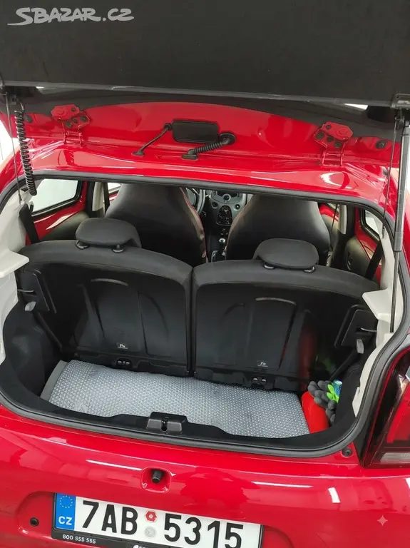 PEUGEOT 108 21 000 km - fotka 4
