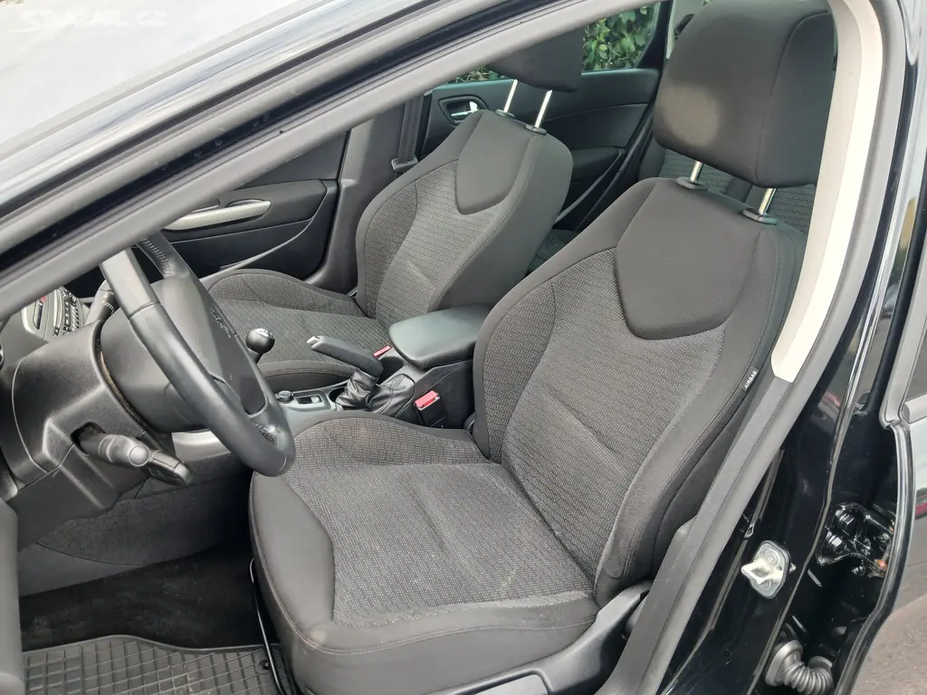 Peugeot 308 Com 1.6 VTI PANORAMA serviska - fotka 6