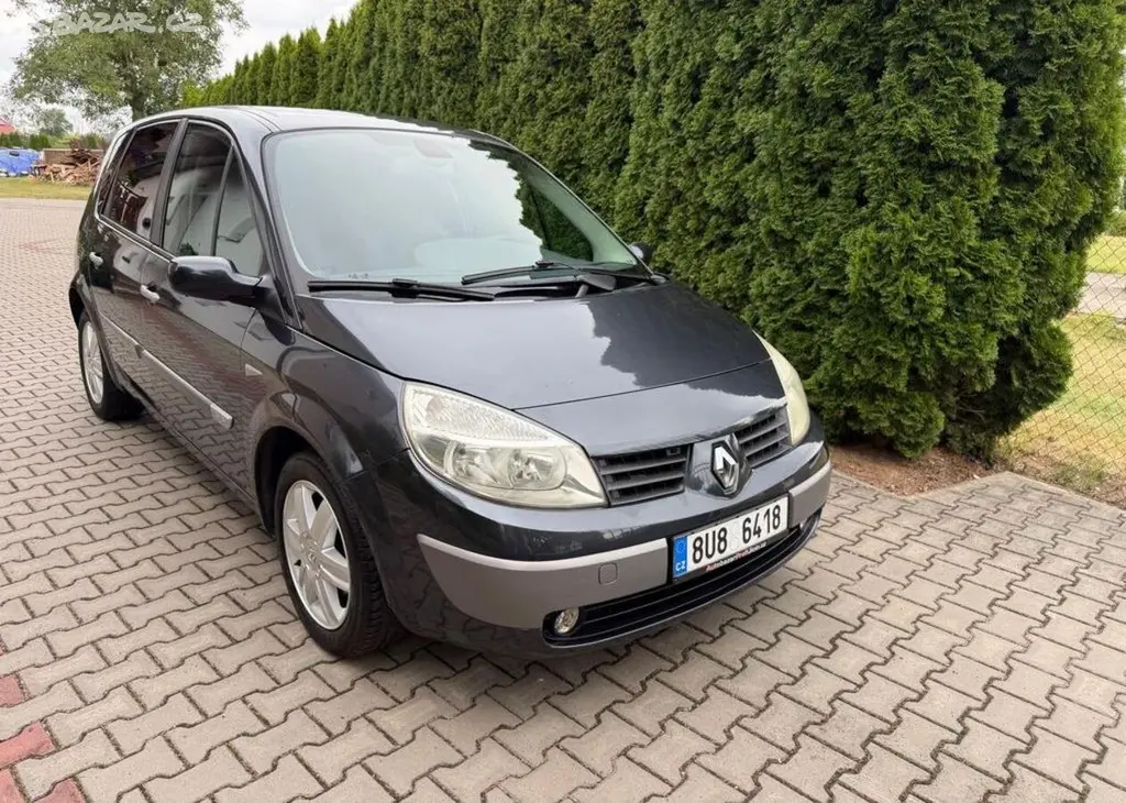 Renault Scénic 1,6i / 16V - 83Kw benzín manuální - fotka 3