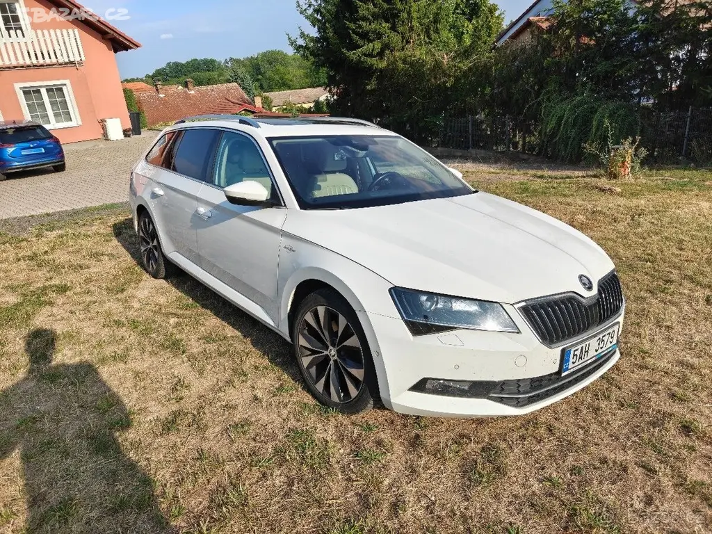 Škoda Superb 2,0 TDI 110kW DSG Laurin & Klement - fotka 5