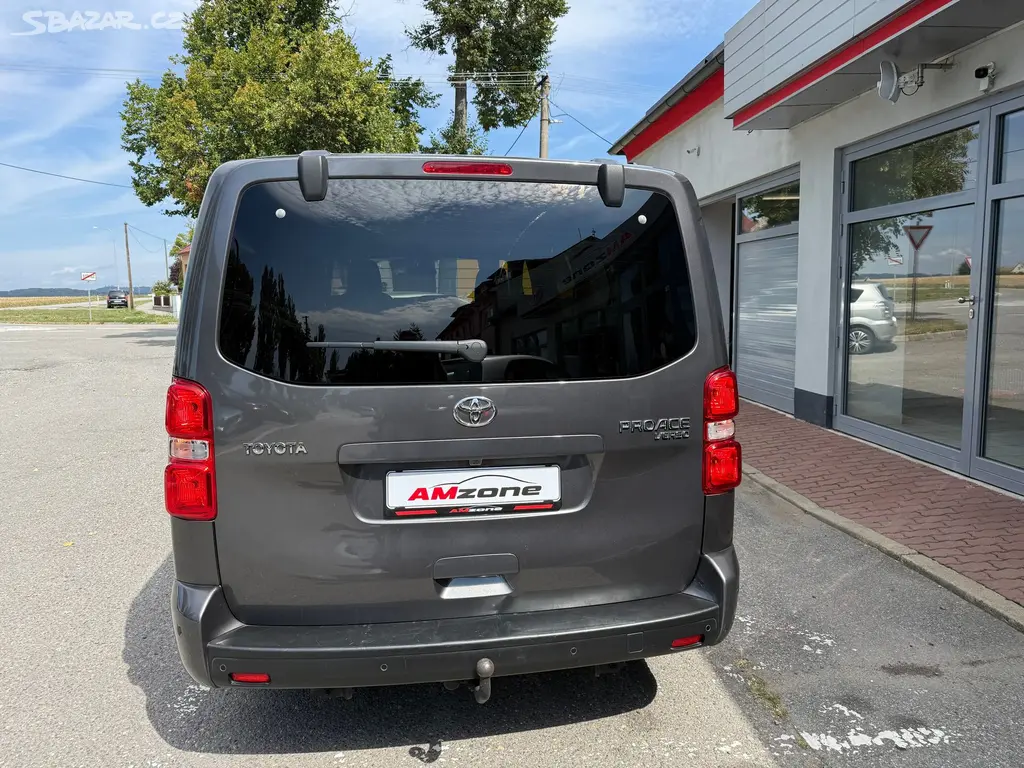 Toyota Proace Verso, Family 8 mist, Tažné - fotka 6