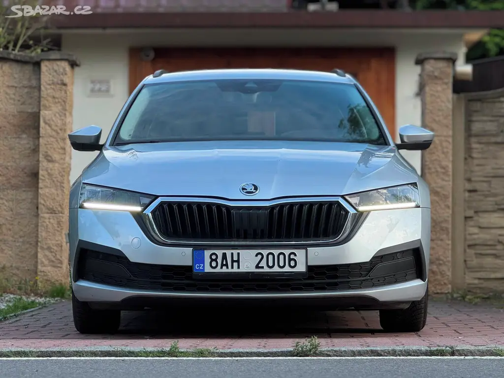 ŠKODA OCTAVIA 2.0TDi 1.MAJITEL ČR SERVISKA DPH - fotka 2