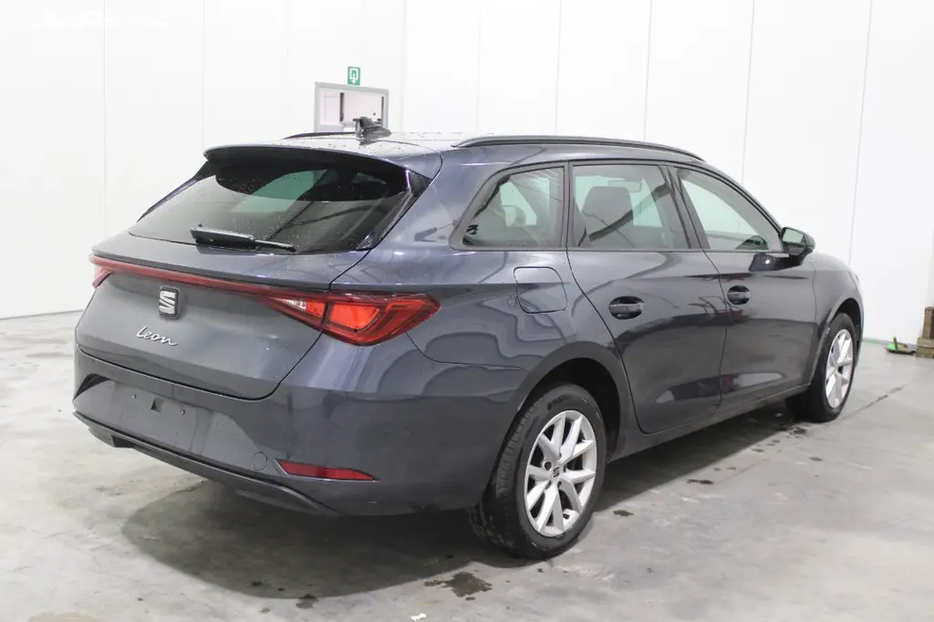 Seat LEON 2,0 tdi 110 AT , 2023 dovoz Belgie - fotka 3