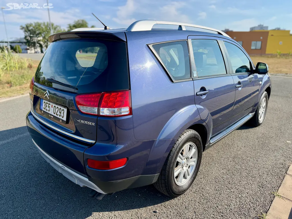 Citroën C-Crosser, 2.2 HDI 4X4 MANUAL 7-MÍST ČR - fotka 5