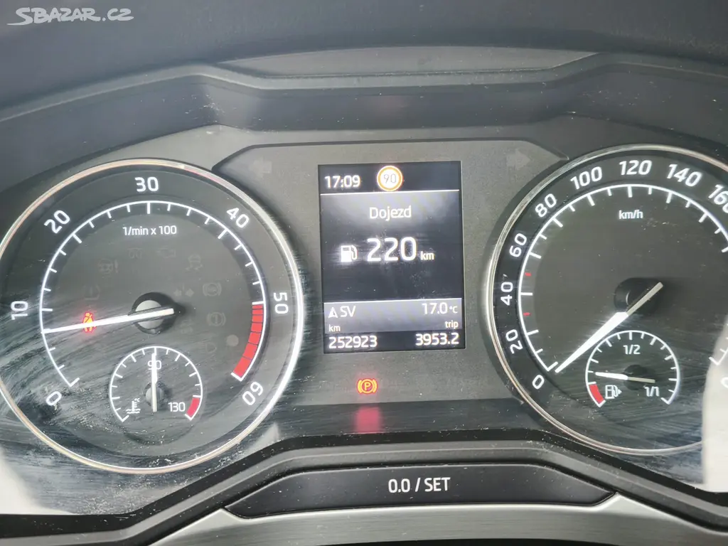 Superb 3 combi, 2.0 TDI 110 kw, bez adblue, manuál - fotka 5