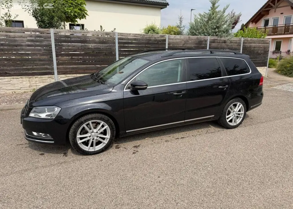 Volkswagen Passat 2,0 TDi/103Kw DSG nová STK - fotka 2