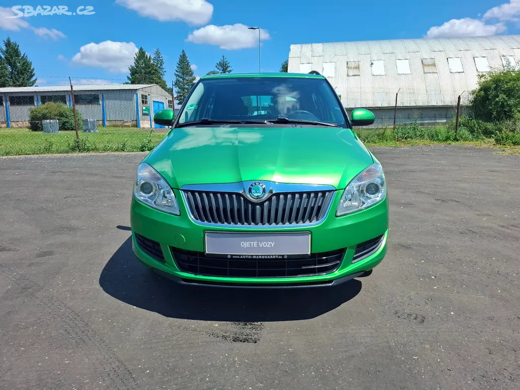 Škoda Fabia II kombi FAMILY 1.2TSi 63kW,aut.klima - fotka 2