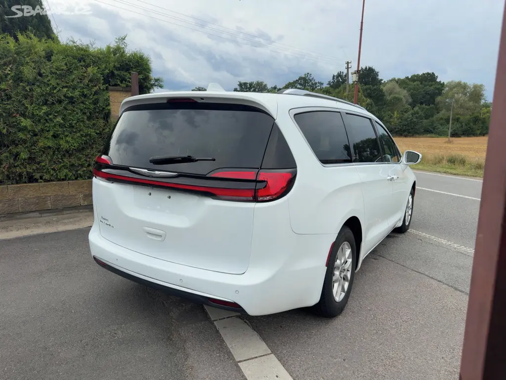 Chrysler Pacifica 3,6 Pentastar Radar NEW 2021 - fotka 4