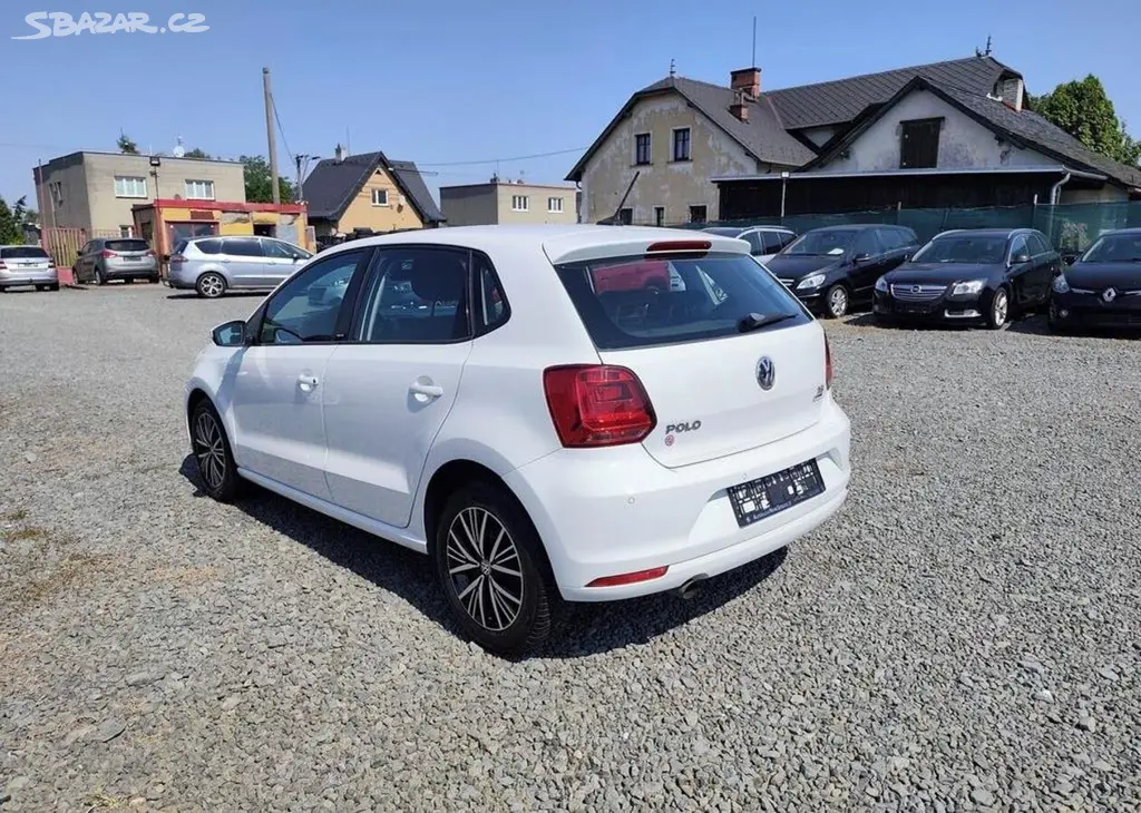 Volkswagen Polo 1.2 TSI Navi, Klima benzín - fotka 3