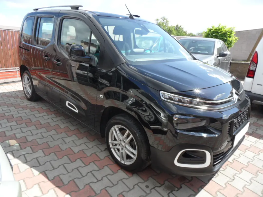 Citroen Berlingo 1.5 Blue HDi,zak. v ČR,serv.kníž. - fotka 3