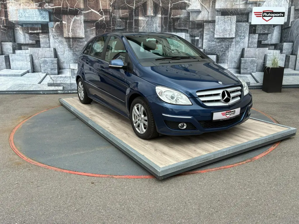 Mercedes-Benz Třídy B, 180 CDi, 2.0D, 80KW,VYHŘ. SED.