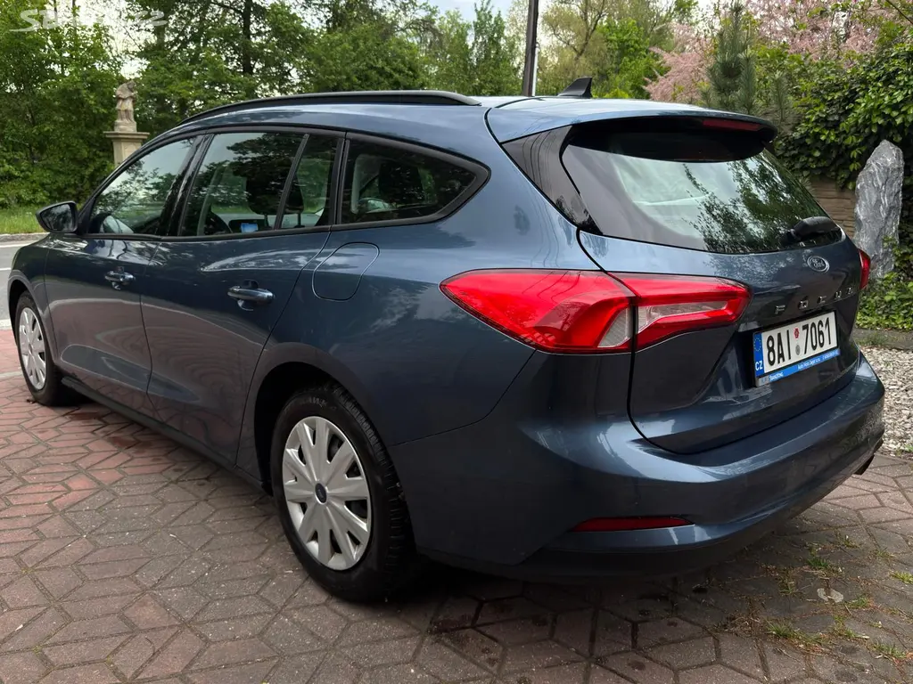 Ford Focus 1.0 EB 1.MAJ. ČR DPH SERVISKA 131xxx - fotka 4